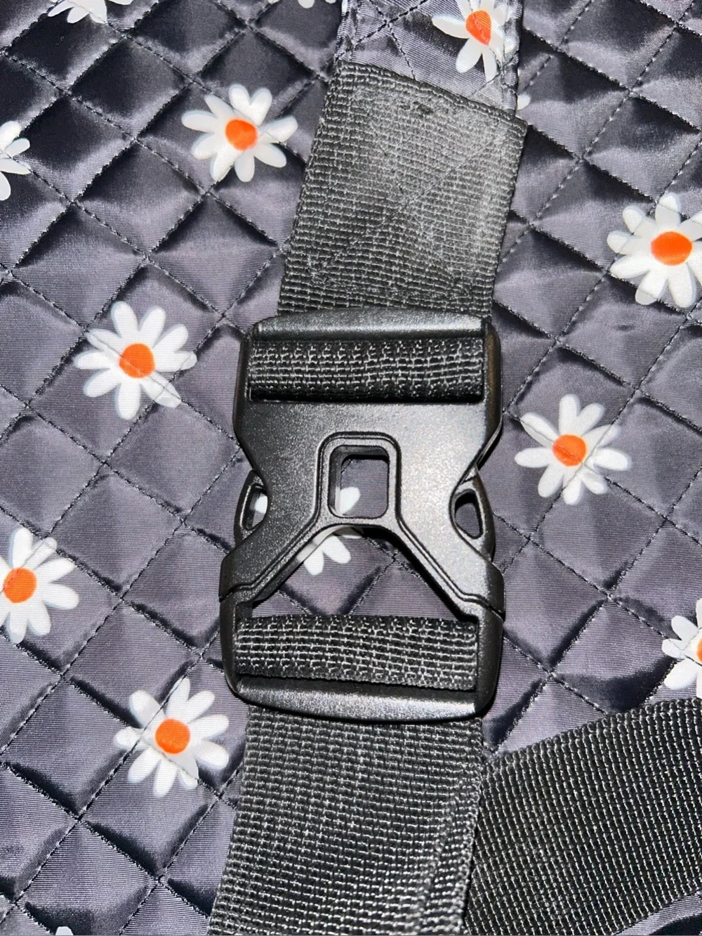 NWT Simply Southern Black Daisy Quilted Sling Lightweight Backpack Crossbody Bag